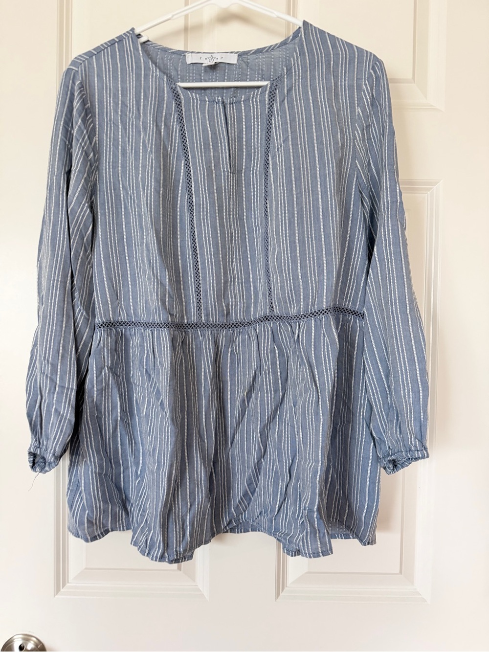 Blouse - Picture 2 of 4